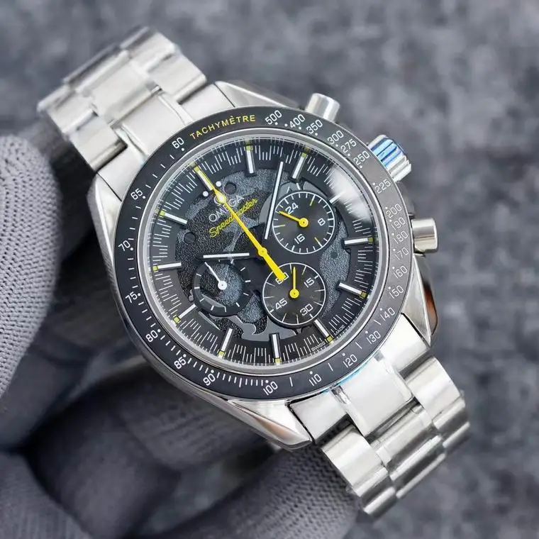 Omega men 44.25mm M08
